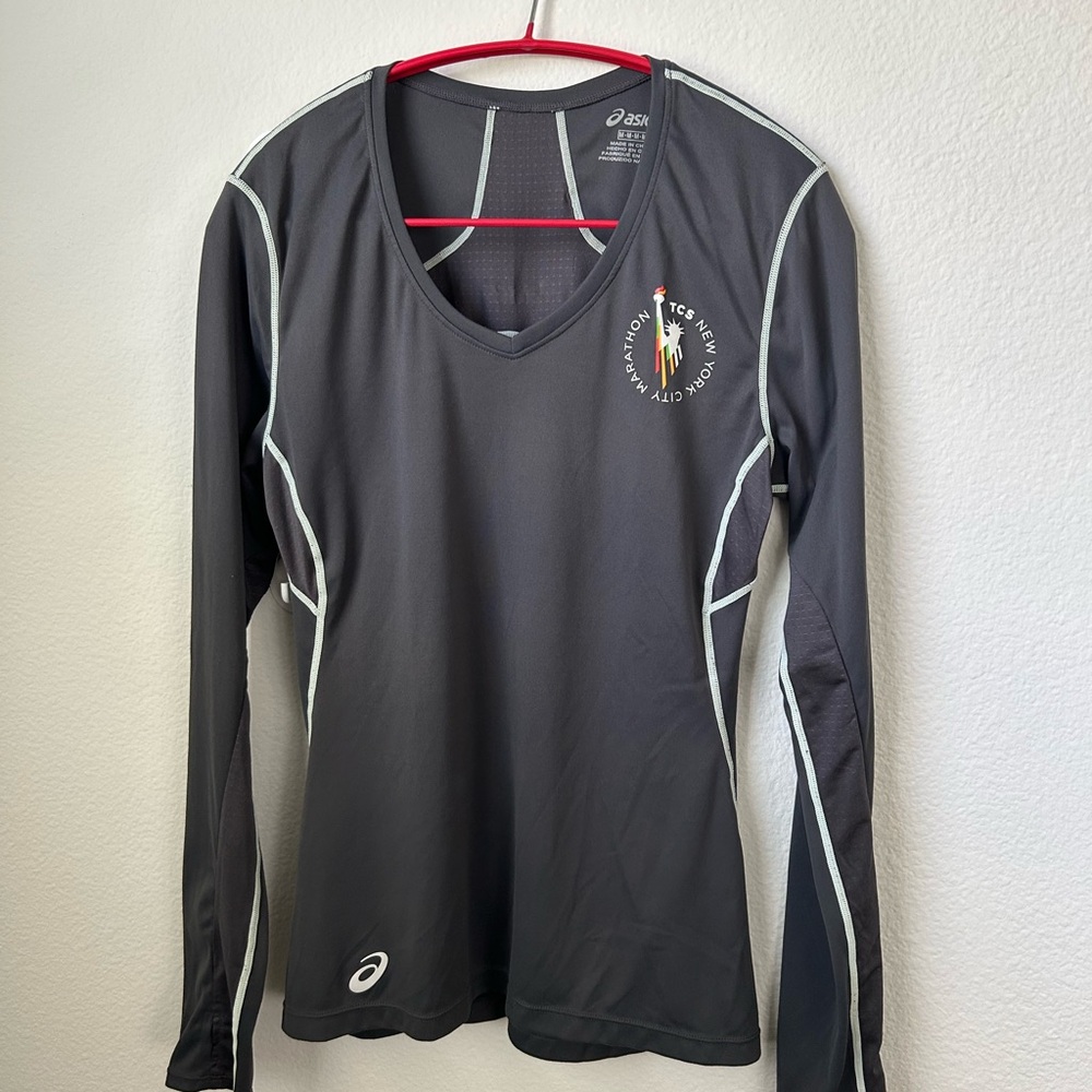 New York City Marathon ASICS Women's Long Sleeve Top